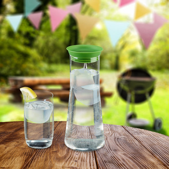 Reusable ice cubes in a set of 36