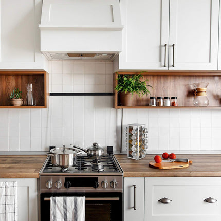 Rotating spice rack with 20 spice jars