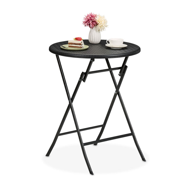 Round garden table in rattan look
