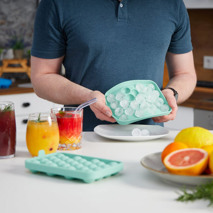 Round silicone ice cube mold, set of 4