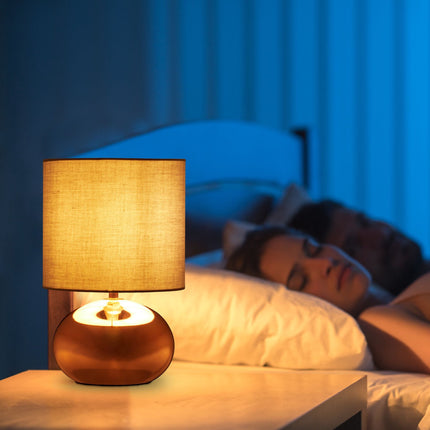 Round table lamp with touch function