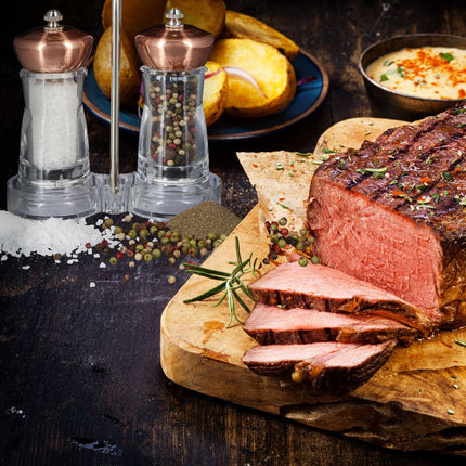 Salt and pepper mill