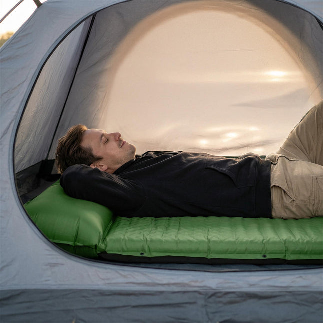 Zelfopblazend tweepersoons campingmatje 190x130 cm met kussen