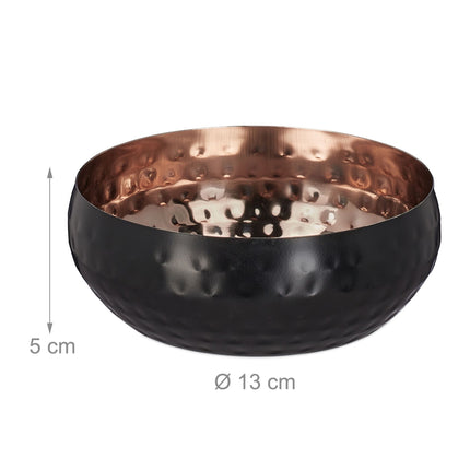 Serving bowl in hammered look