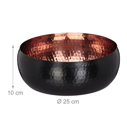 Serving bowl in hammered look
