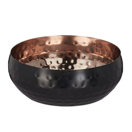 Serving bowl in hammered look