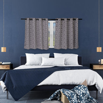 Set of 2 Grey Curtains with Pattern