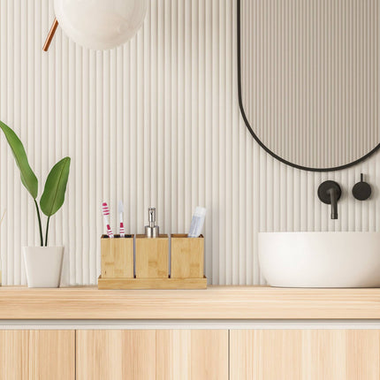 Set of bathroom accessories