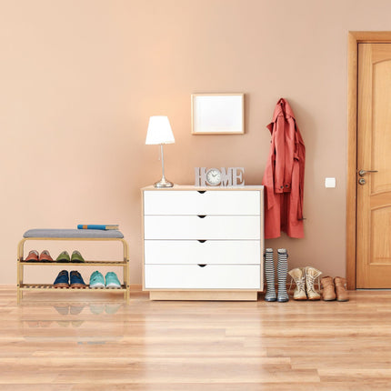 Shoe bench with space for 3-6 pairs of shoes