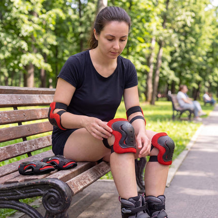 Skate Protective Gear Set, Wrist Elbow Knee, Red L