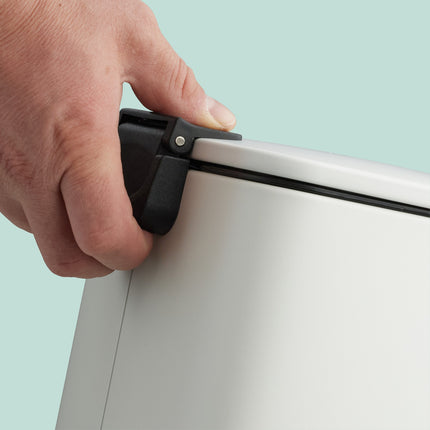 Square Pedal Bin 6L with Soft-Close Lid