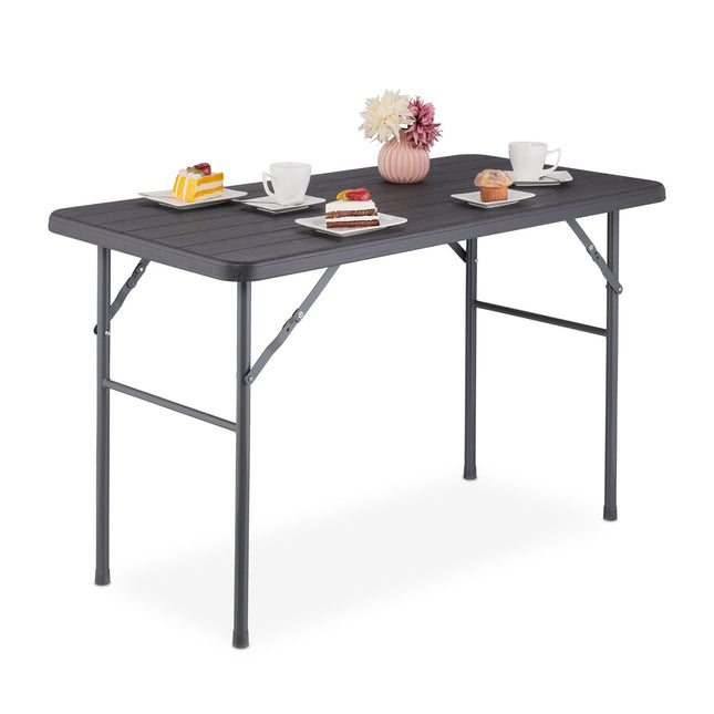 Square garden table in wood look