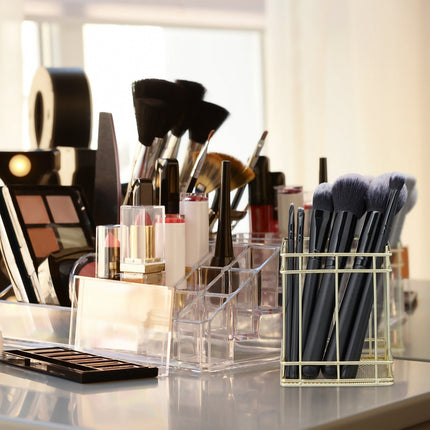 Stand for make-up brushes