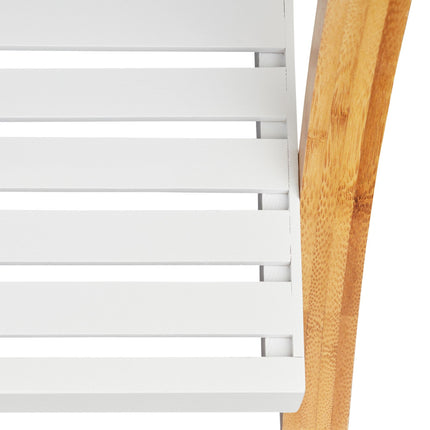 Standing towel rack