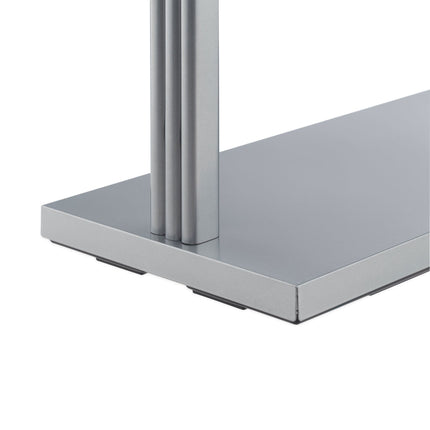 Standing towel rail