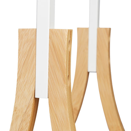 Standing towel rail with three arms