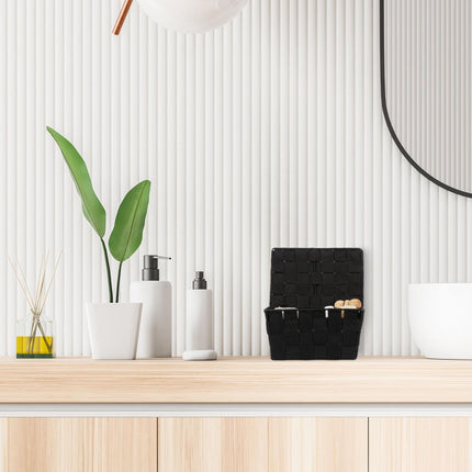 Storage basket with lid