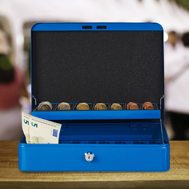 Storage box in a set of 2