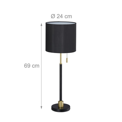 Table lamp with pull switch