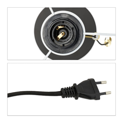 Table lamp with pull switch