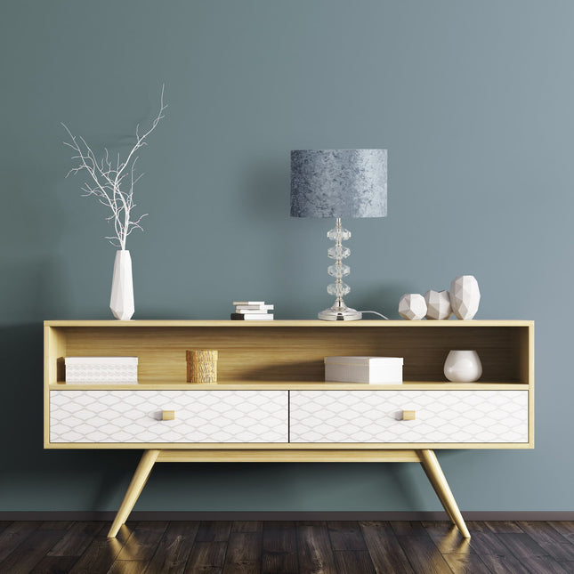 Table lamp with velvet shade