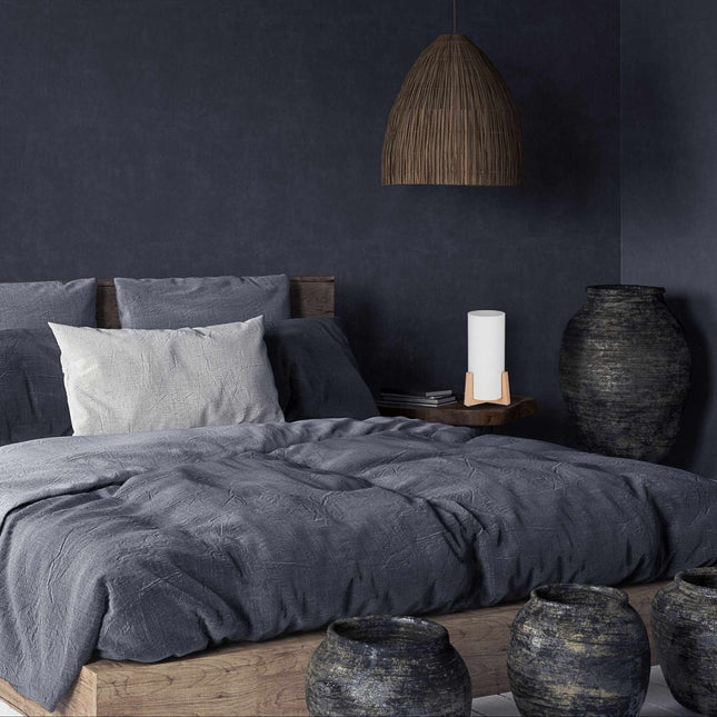 Table lamp with wooden base