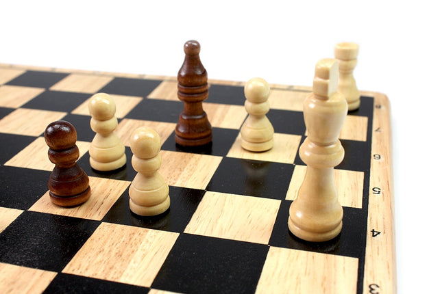 Tactic Game Chess Tin Box