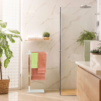 Towel hanger with 2 rails