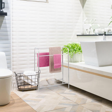 Towel rack with shelf