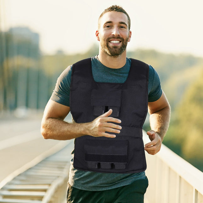 Adjustable 30 kg weight vest for strength training, black