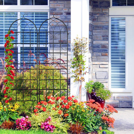 Trellis set of 2 in country style