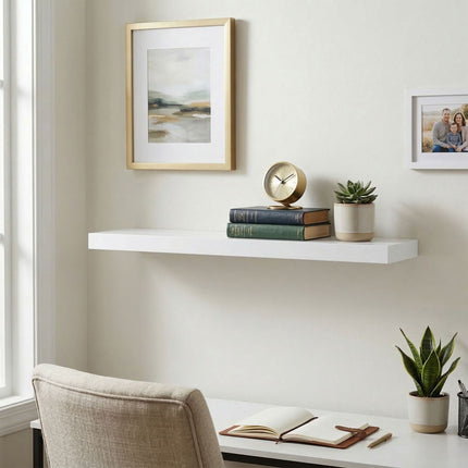 Wall-Mounted Floating Shelf With Metal Bracket