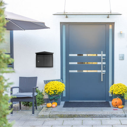 Wall-mounted mailbox black