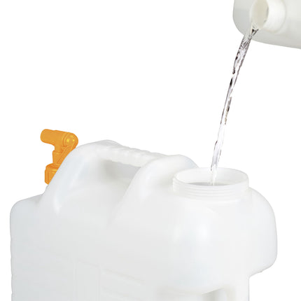 Water tank with faucet