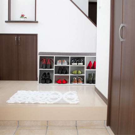 White shoe bench with 10 compartments