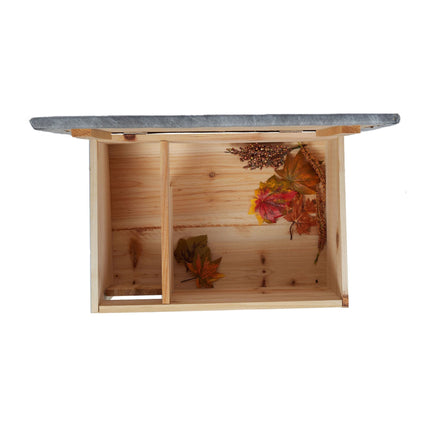Winter-proof hedgehog house as a kit