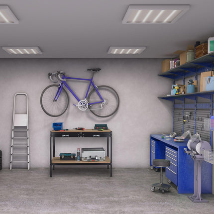 Workbench with drawers