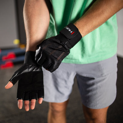 XXL Black Fitness Gloves – Durable, Breathable Design